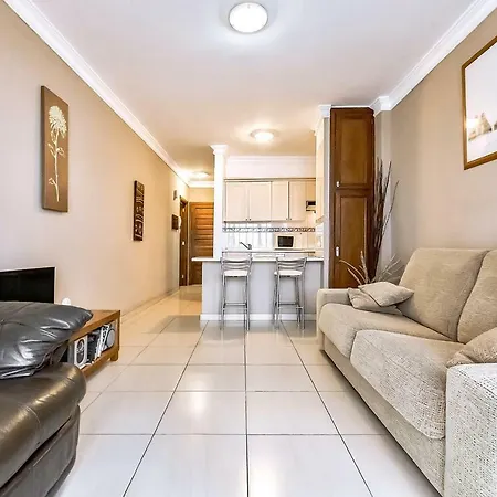 Los Cristianos Colina 1 Bedroom With Pool * Los Cristianos (Tenerife)